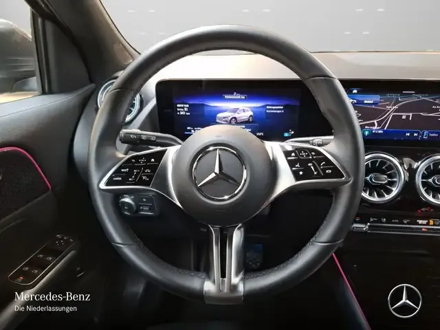 Mercedes-Benz EQA 300