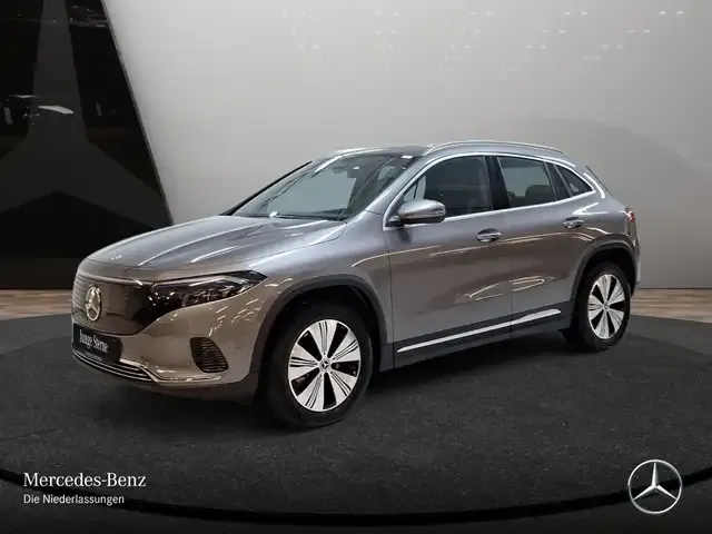 Mercedes-Benz EQA 300
