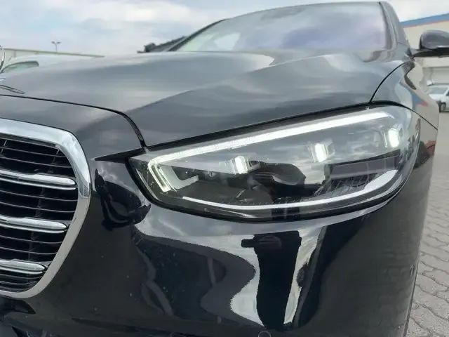 Mercedes-Benz S 500