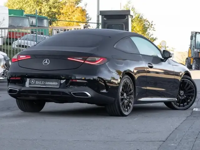 Mercedes-Benz CLE 200