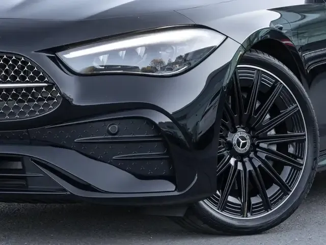 Mercedes-Benz CLE 200