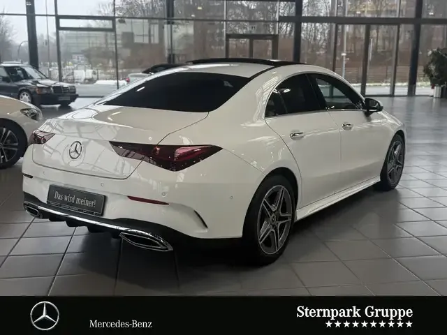 Mercedes-Benz CLA 200
