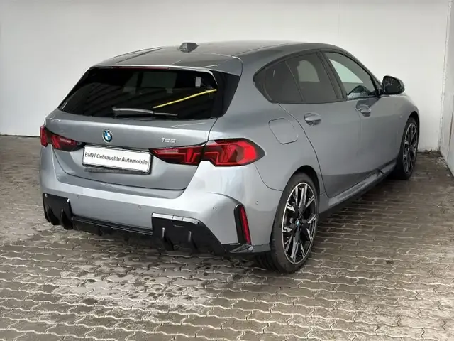BMW 120