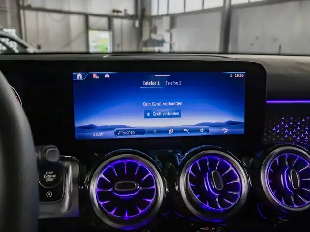 Mercedes-Benz GLB 220