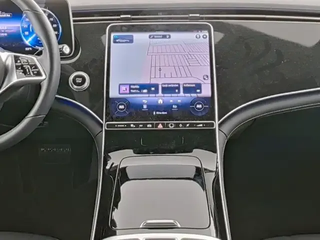 Mercedes-Benz EQE 300