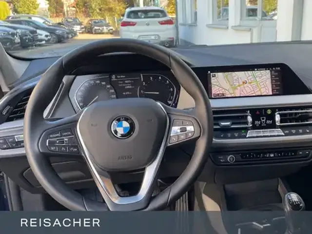 BMW 118