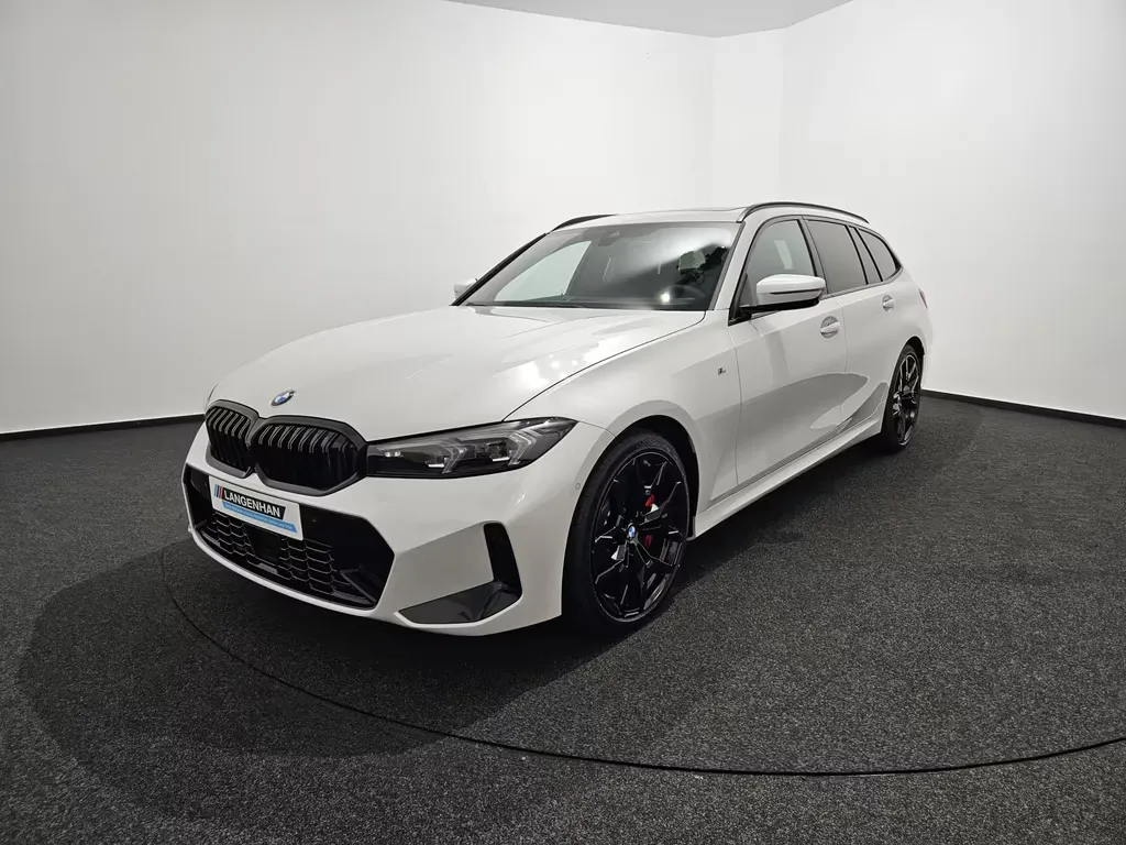 BMW 330
