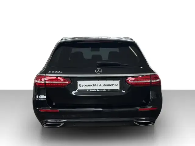 Mercedes-Benz E 300
