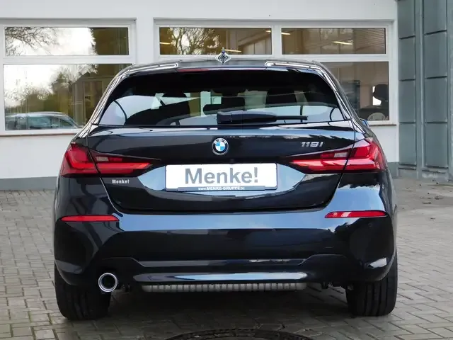 BMW 118