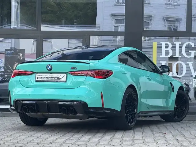BMW M4