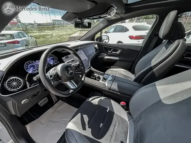 Mercedes-Benz EQE SUV