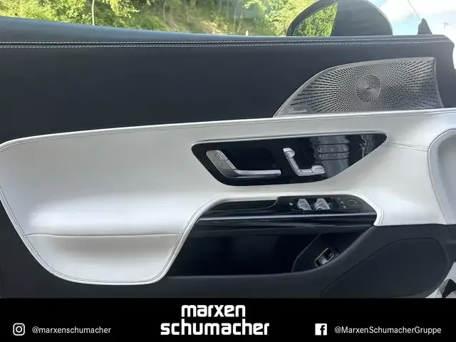 Mercedes-Benz SL 43 AMG