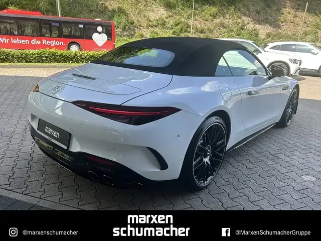 Mercedes-Benz SL 43 AMG