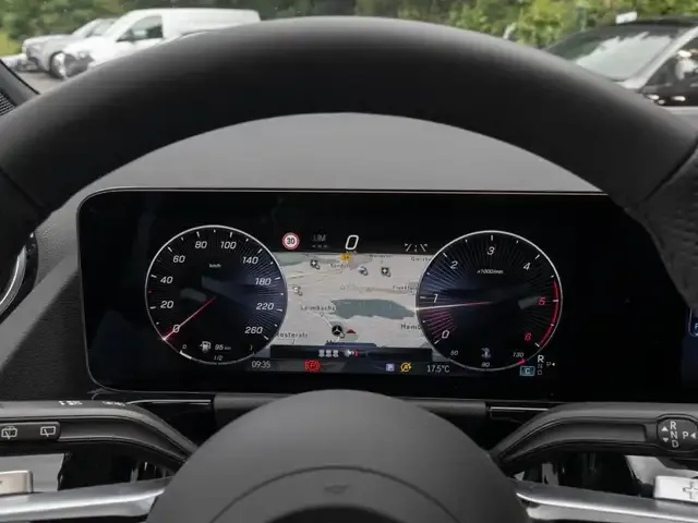 Mercedes-Benz GLA 220