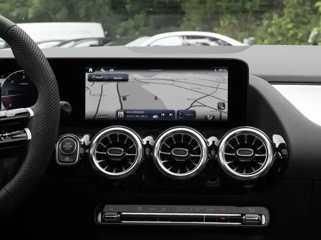 Mercedes-Benz GLA 220