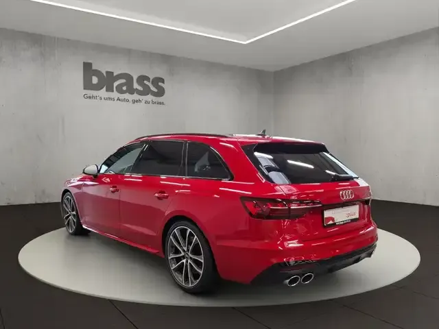 Audi S4