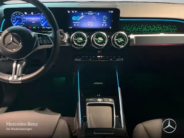 Mercedes-Benz EQB 300
