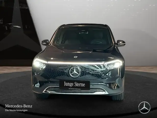 Mercedes-Benz EQB 300