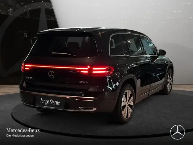 Mercedes-Benz EQB 300