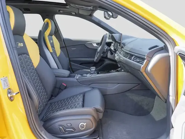 Audi RS4