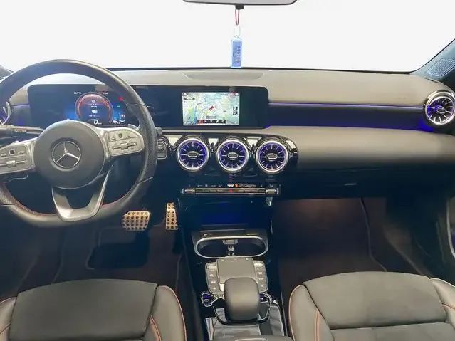 Mercedes-Benz A 250