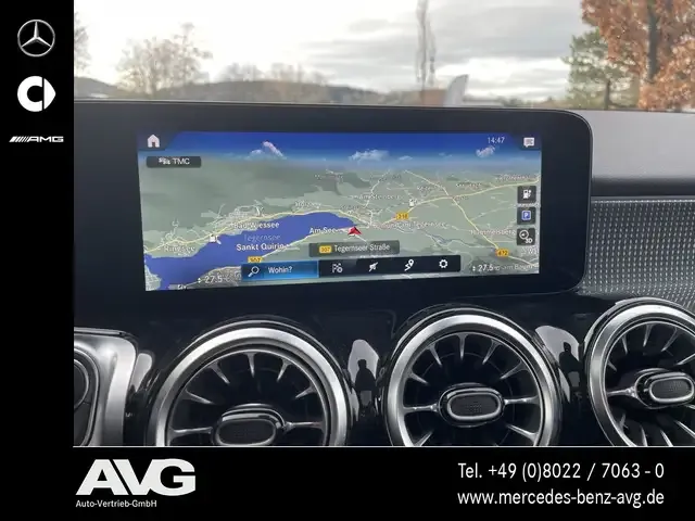 Mercedes-Benz EQB 300