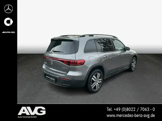 Mercedes-Benz EQB 300