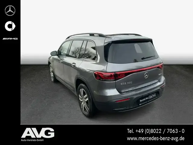 Mercedes-Benz EQB 300