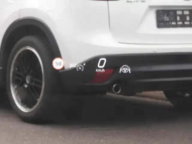 Mercedes-Benz EQE 300