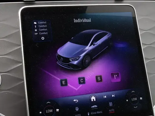Mercedes-Benz EQE 300