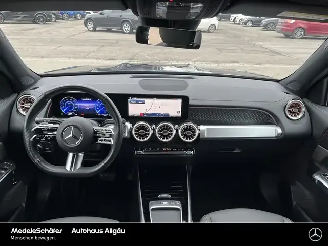 Mercedes-Benz EQB 350