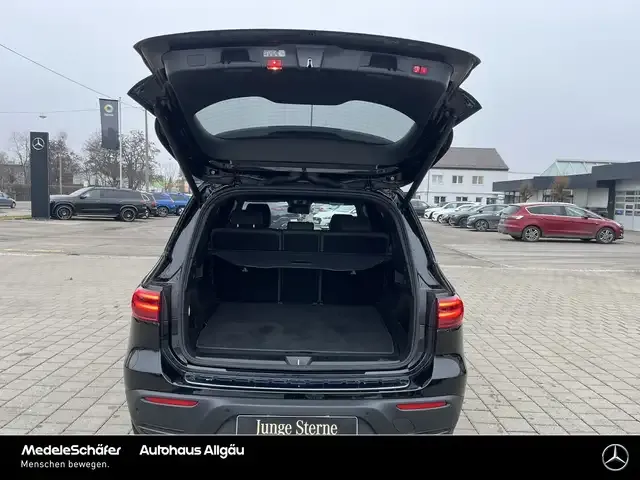 Mercedes-Benz EQB 350