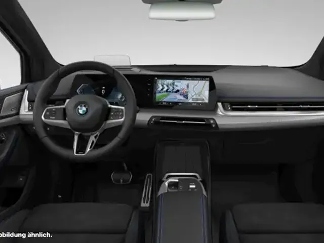 BMW 225