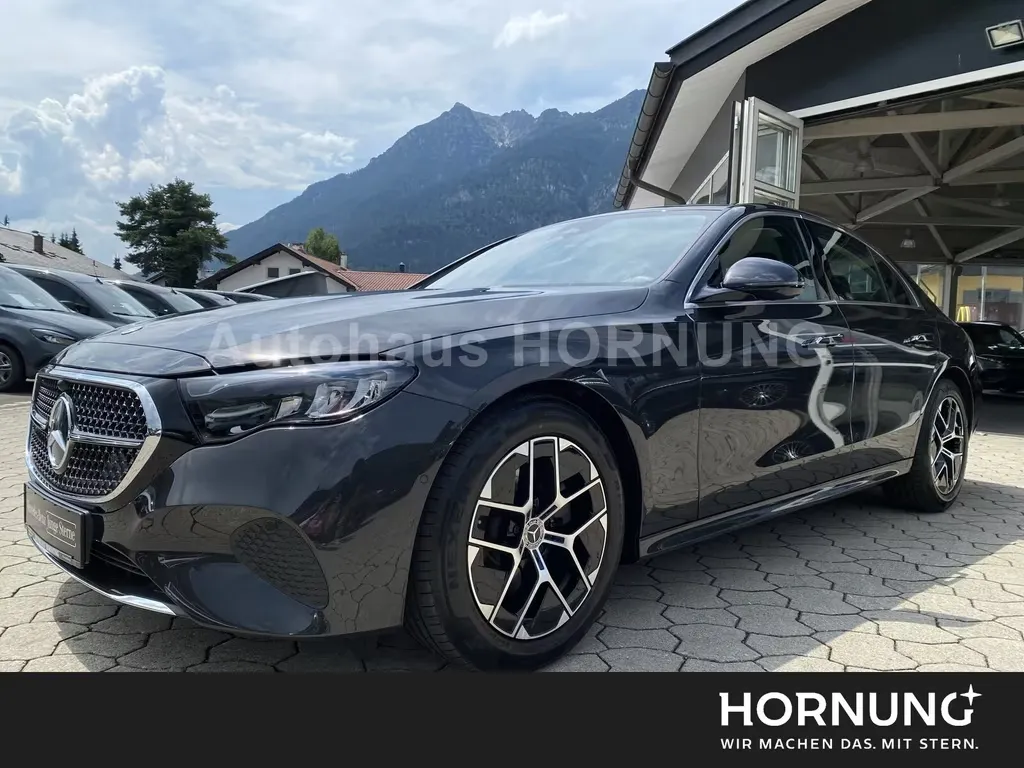 Mercedes-Benz E 220