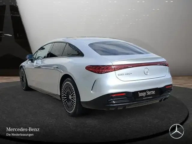 Mercedes-Benz EQS