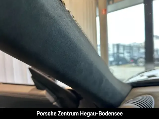 Porsche 718 Spyder