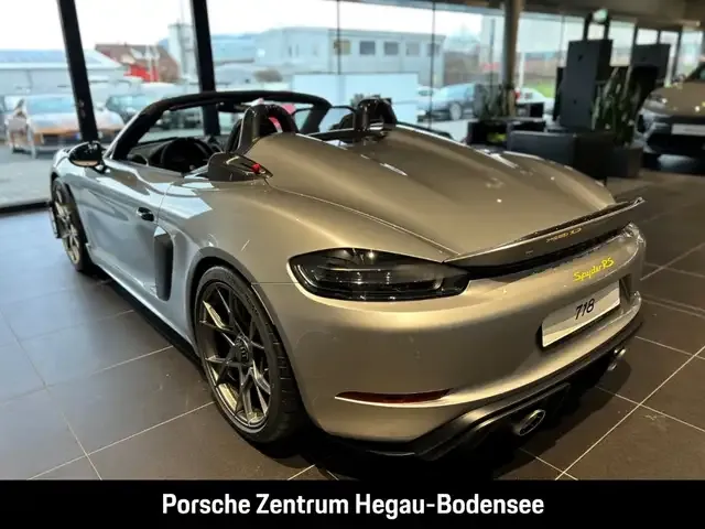Porsche 718 Spyder
