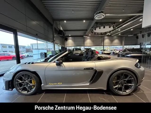 Porsche 718 Spyder
