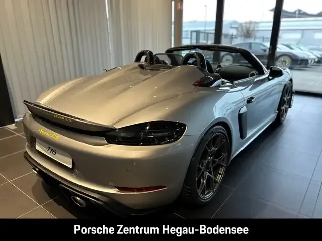 Porsche 718 Spyder