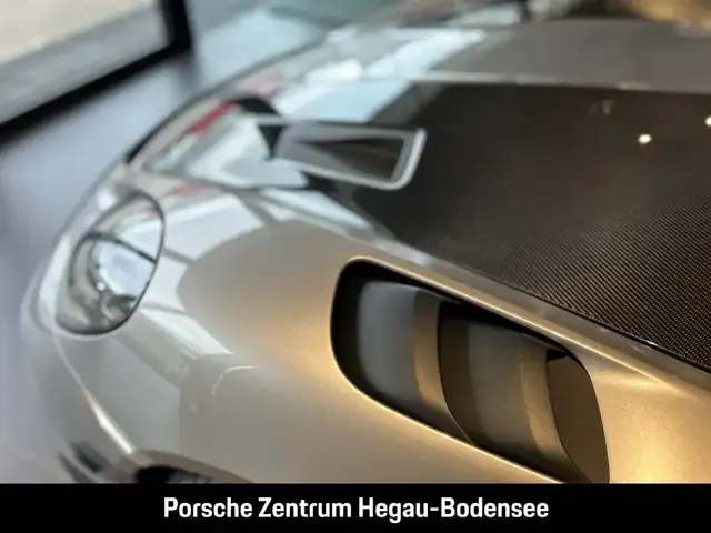 Porsche 718 Spyder