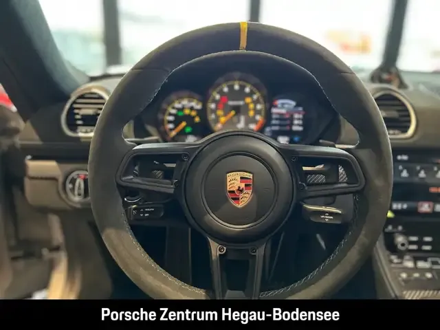 Porsche 718 Spyder
