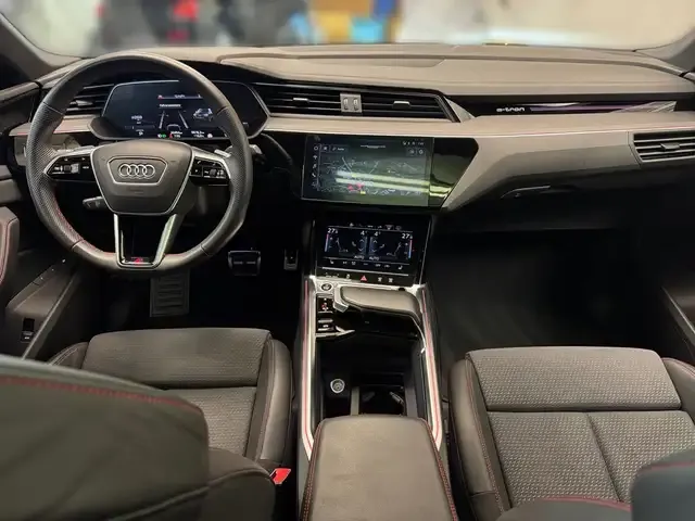 Audi Q8 e-tron