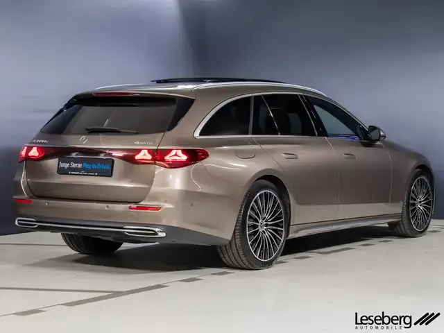 Mercedes-Benz E 300