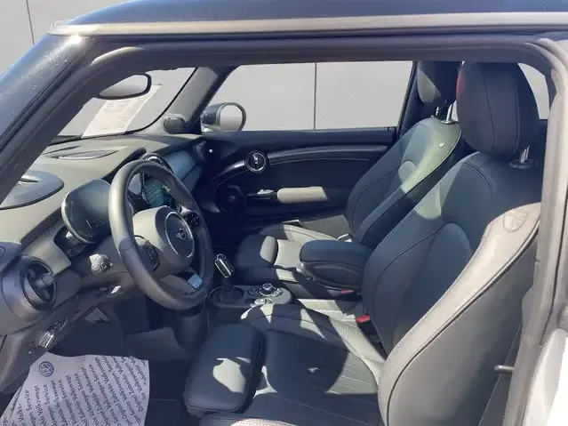 MINI Cooper SE