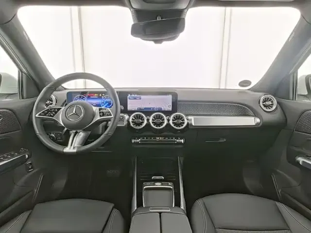 Mercedes-Benz EQB 350