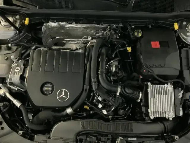 Mercedes-Benz CLA 180