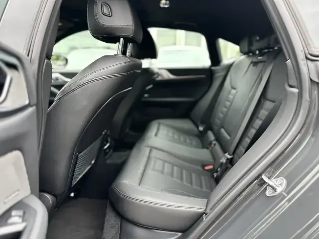 BMW 440