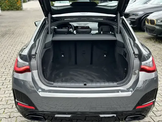 BMW 440