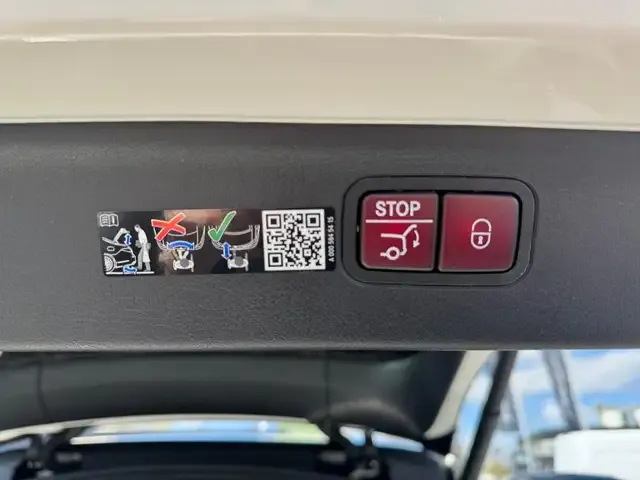 Mercedes-Benz EQS SUV