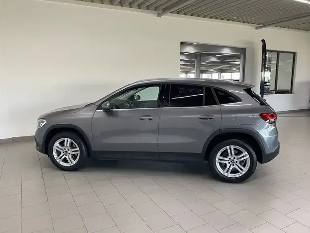Mercedes-Benz GLA 250